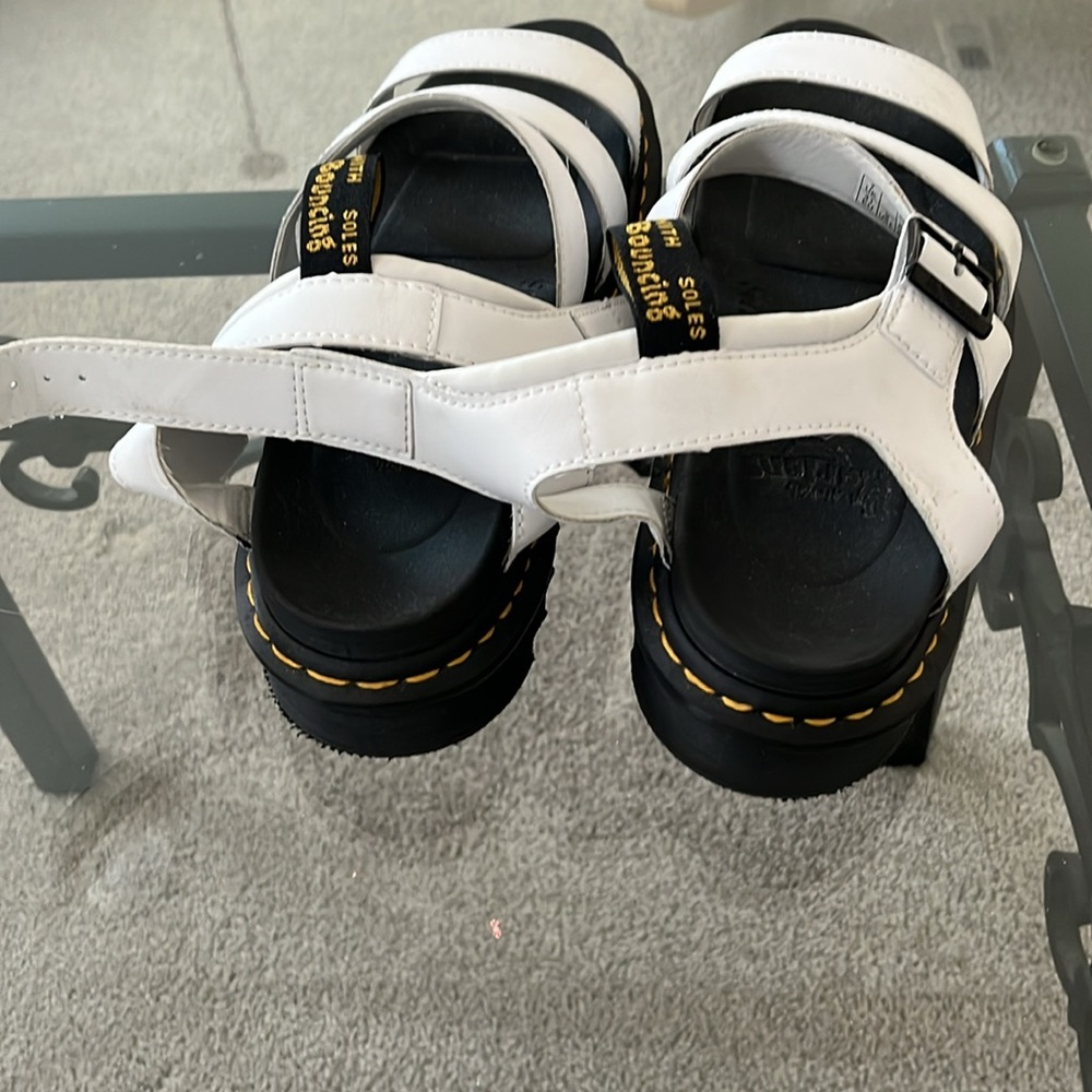 Dr Martens Blair’s chunky 3 strap sandal size 9 - Picture 3 of 5
